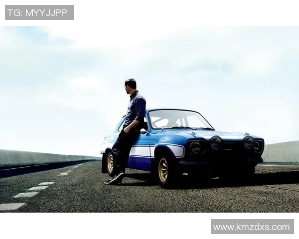 阿拉巴足球明星壁纸精选展现激情与魅力的运动之美